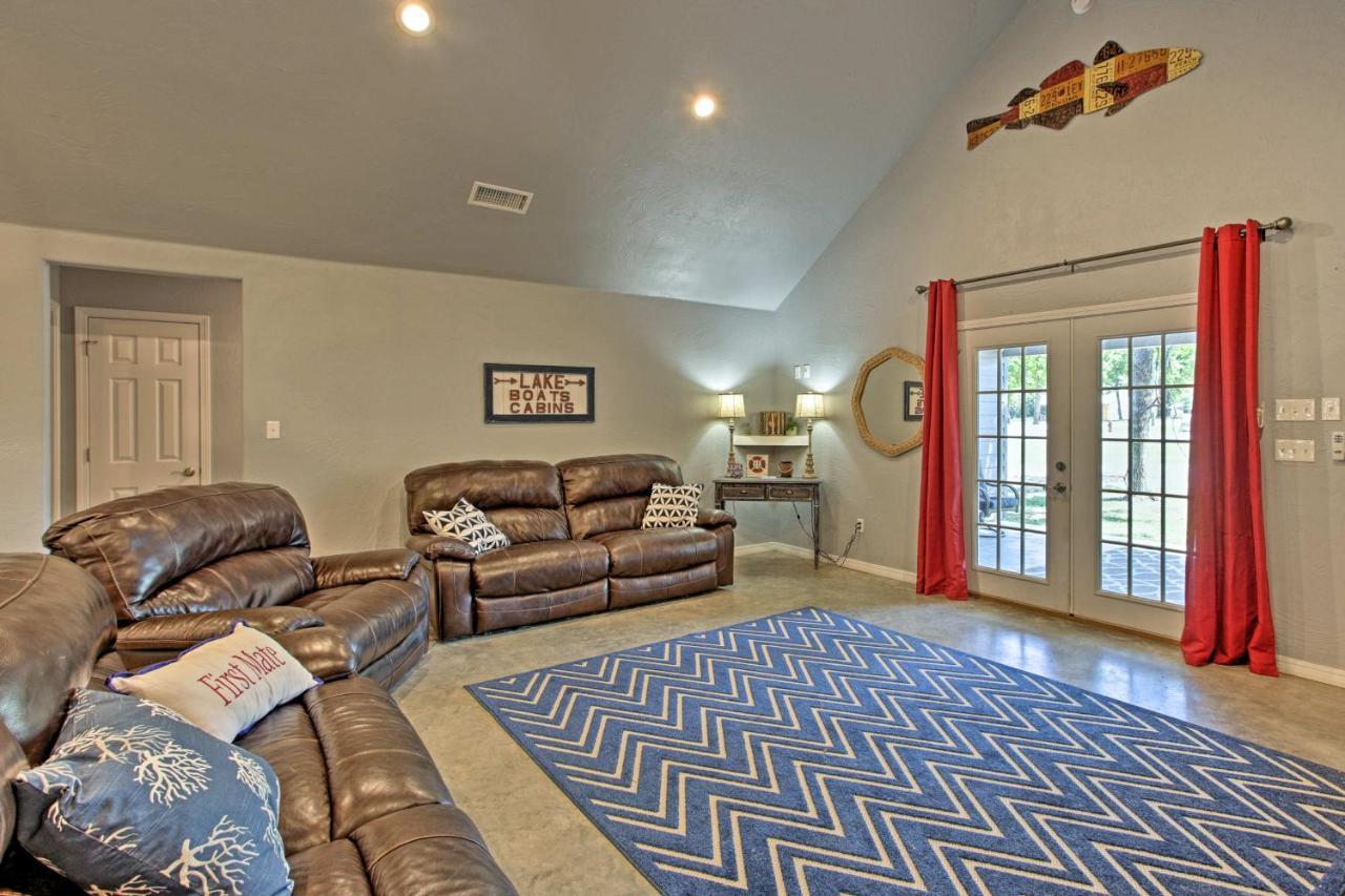 Modern Retreat With Gas Grill - Walk To Lake Texoma! Kingston Exterior foto